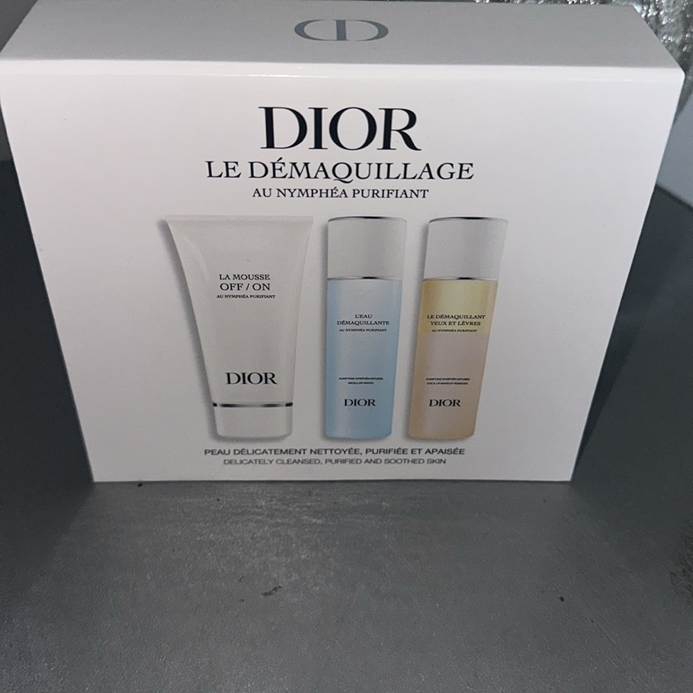 Christian Dior Cleansing Ritual - Picture 4 of 6